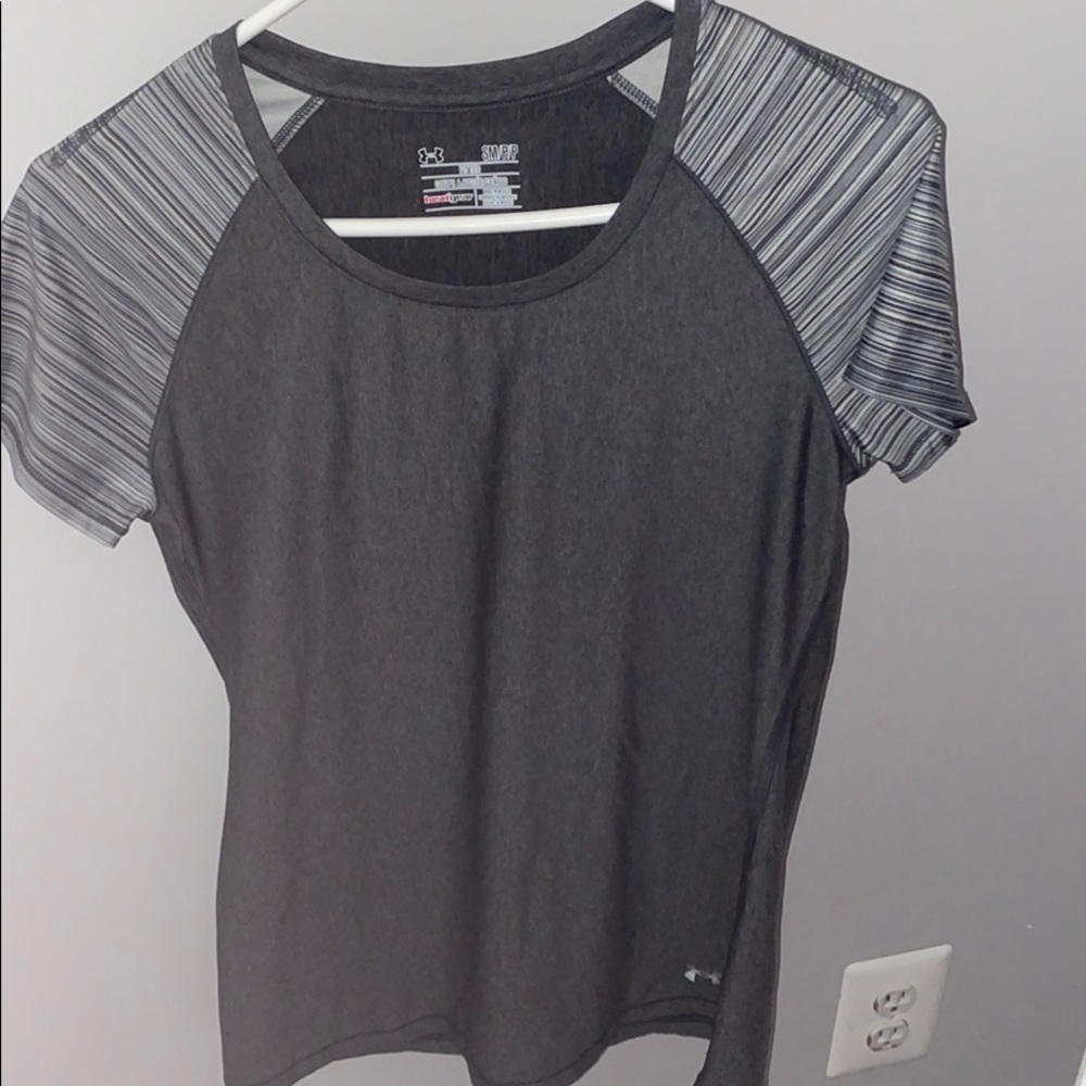 Under armour drifit T shirt grey NW